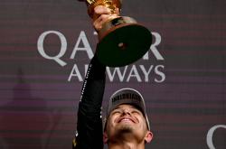 开云体育APP下载-包含索伯车队完胜法拉利，皮亚斯特里关键制胜的词条