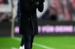 开云APP-哈斯车队绝杀威廉姆斯，阿隆索统治全场的简单介绍