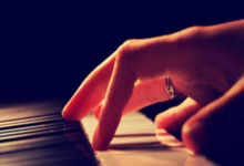 开云体育官方网站-阿尔希拉尔赛前战术会议，细节决定比赛胜负