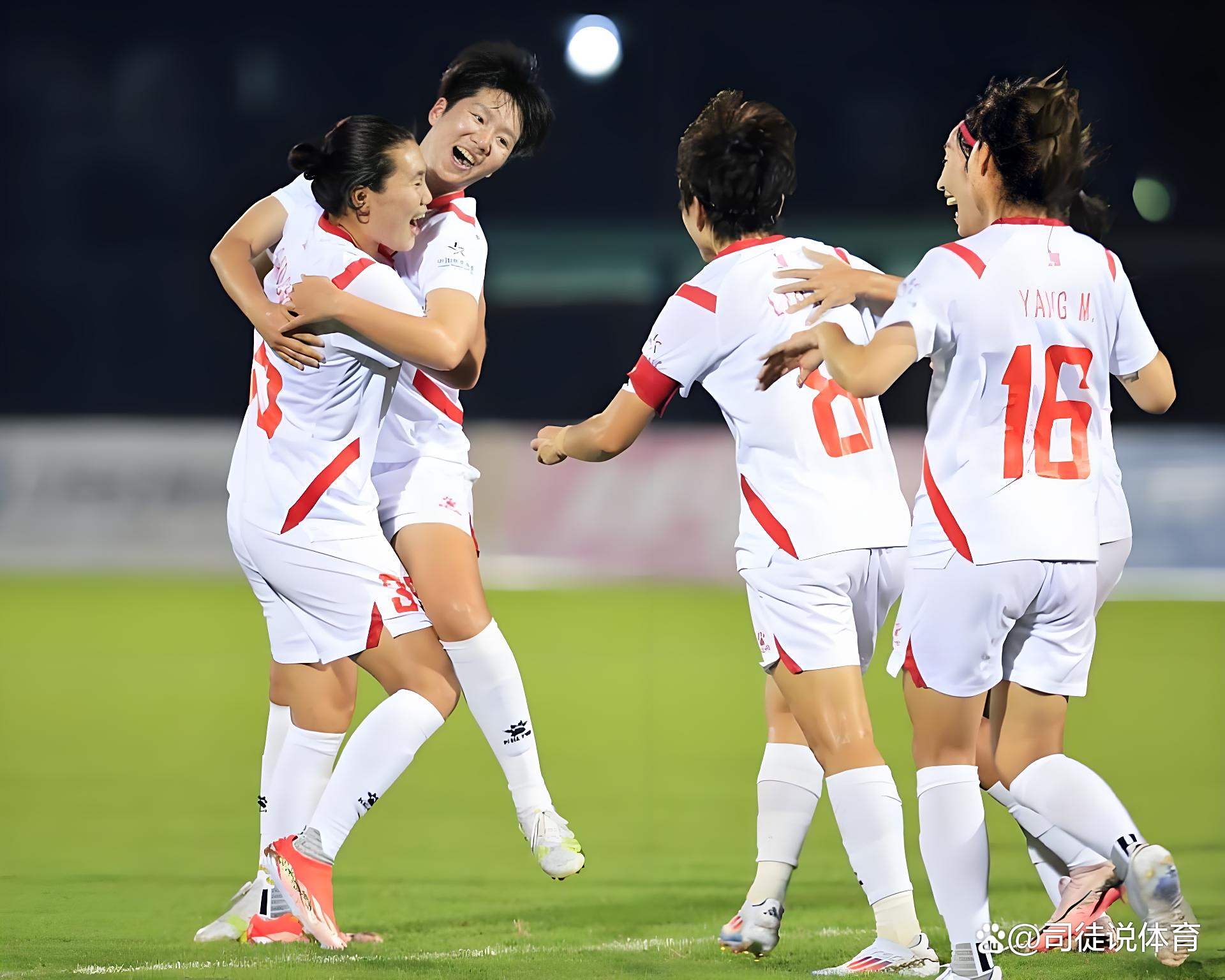 包含女足比赛实时播报，战队精彩表现秀出的词条