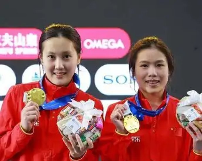 墨西哥游泳选手再登领奖台,冲刺成功 墨西哥游泳选手再登领奖台,冲刺成功