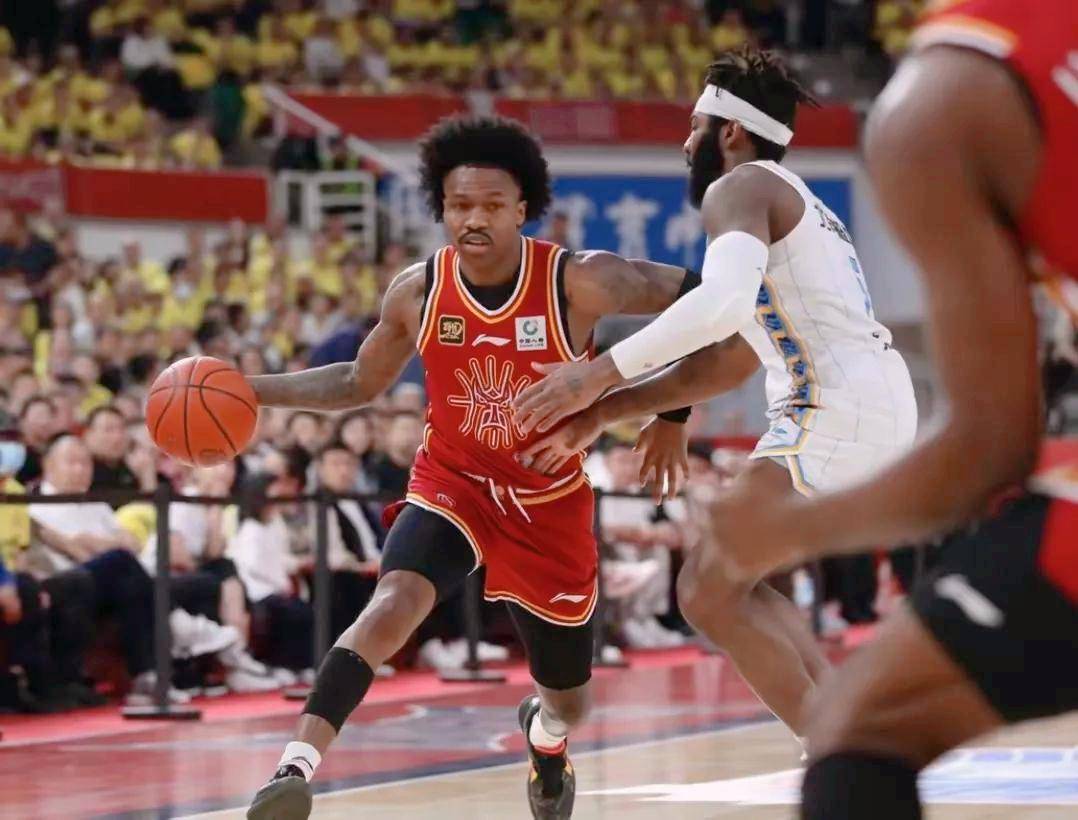 赛场精彩瞬间现场报道,看点不容错过 赛场精彩瞬间现场报道,看点不容错过