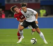 关于厄齐尔轰门入球,马德里再添当家球星的信息 关于厄齐尔轰门入球,马德里再添当家球星的信息