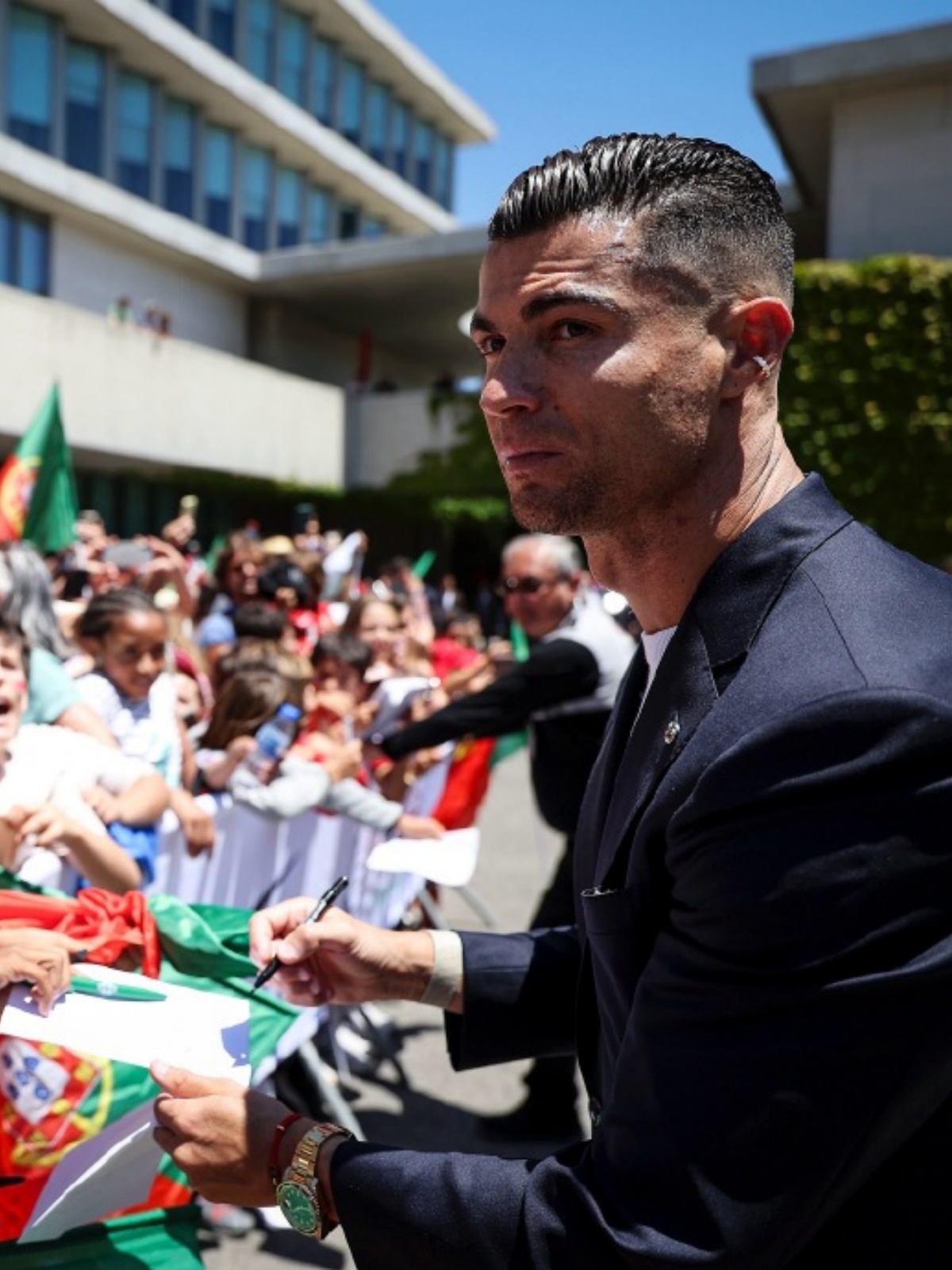 葡萄牙队实力超群,德国队备战应对 葡萄牙队实力超群,德国队备战应对