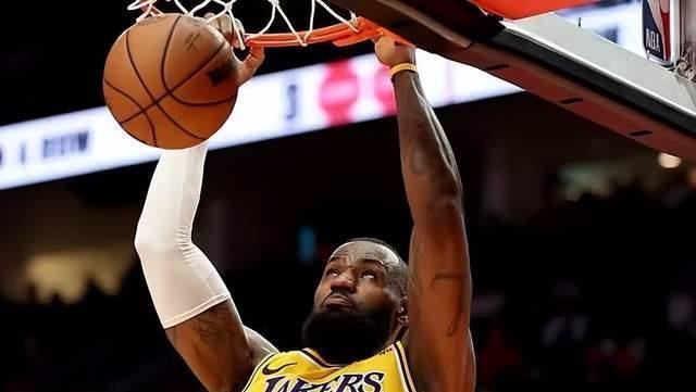 火箭险胜湖人，哈登命中绝杀