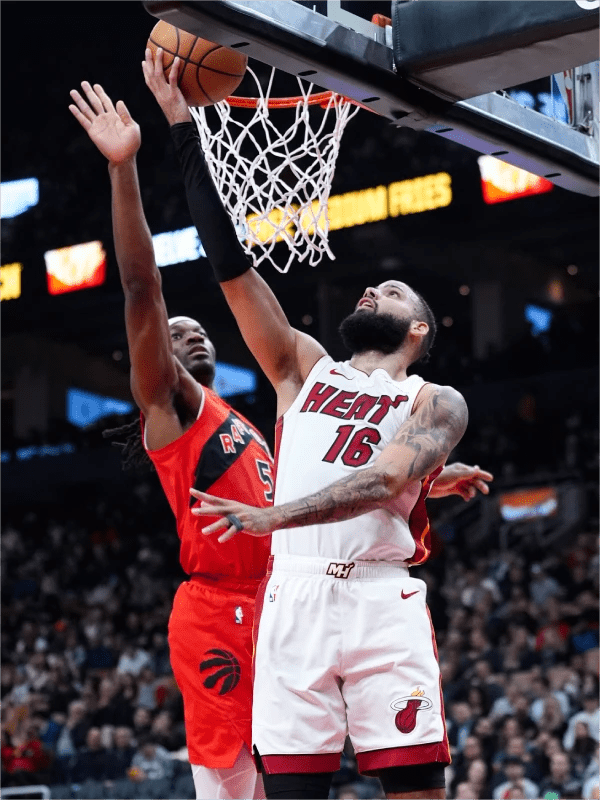 热火主场击败猛龙取得胜利 热火主场击败猛龙取得胜利