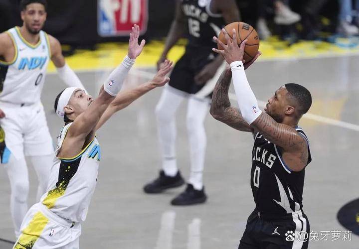 雄鹿大胜尼克斯,字母哥发挥出色 雄鹿大胜尼克斯,字母哥发挥出色